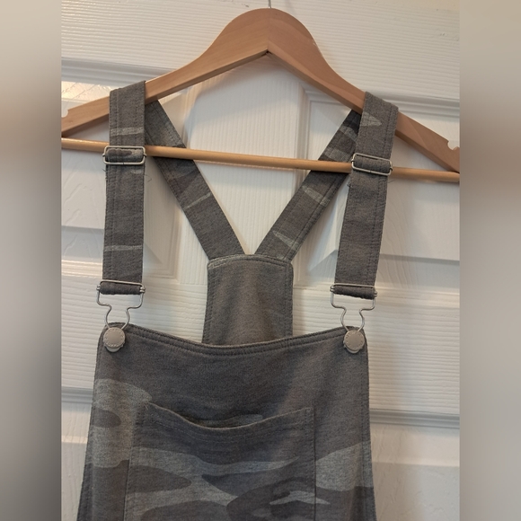 Z Supply Camo Overalls - Picture 3 of 6